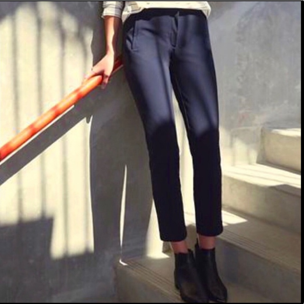Lululemon on the Move pants